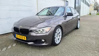 BMW 3-serie 320i High Executive