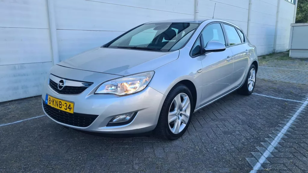 Opel Astra 1.7 CDTi Cosmo